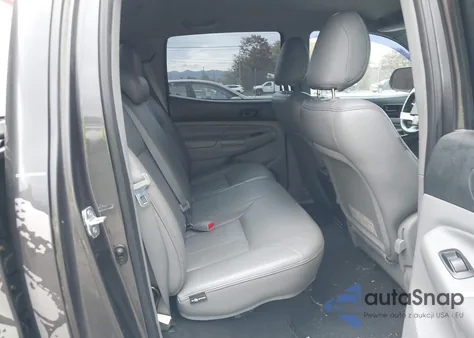 2013 Toyota Tacoma Prerunner V6 z USA, uszkodzony, nr VIN 5TFJU4GN5DX034126